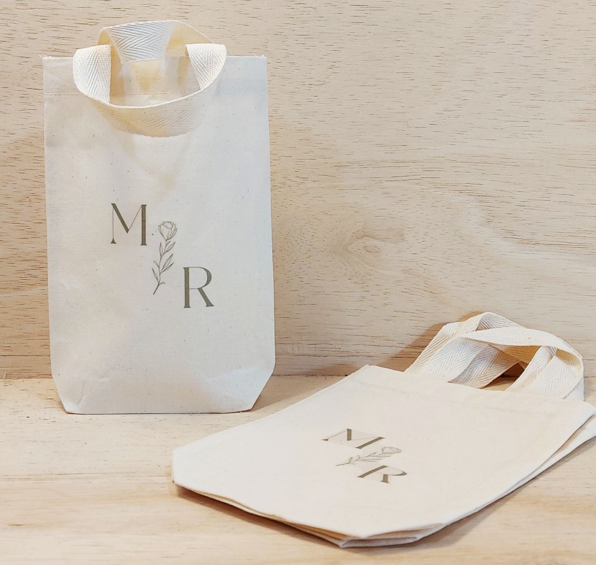 Sacolinha Minibag Monograma - Iniciais - Rosa - Personalizada - Estampa Grande - Algodão Cru - Lembrancinha de Casamento